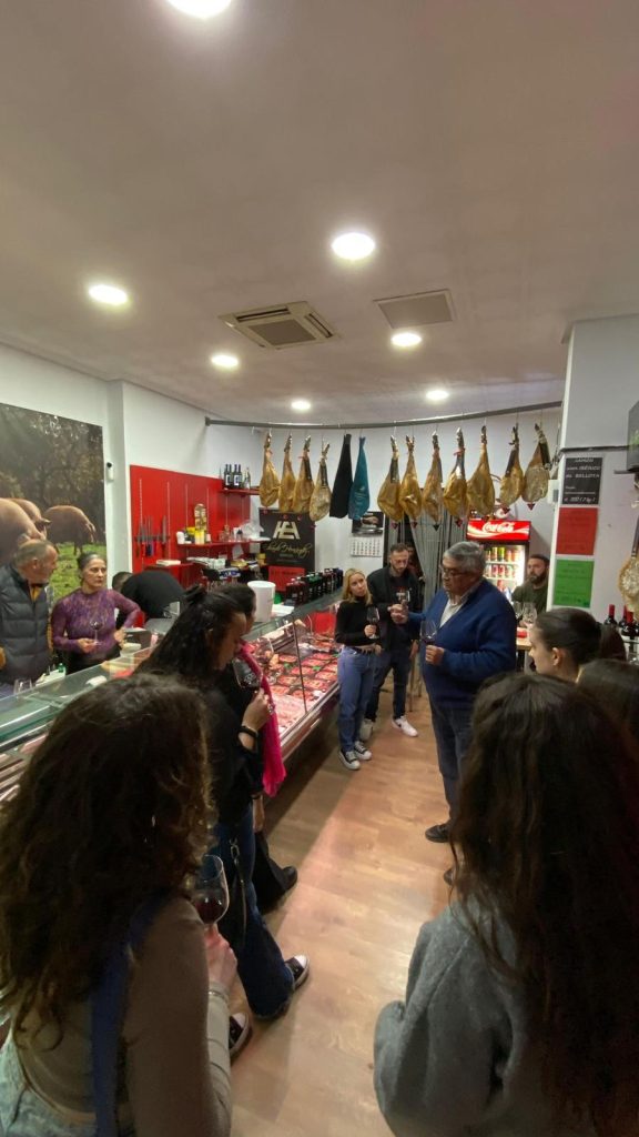 WhatsApp Image 2024-05-20 at 12.39.08 (4)